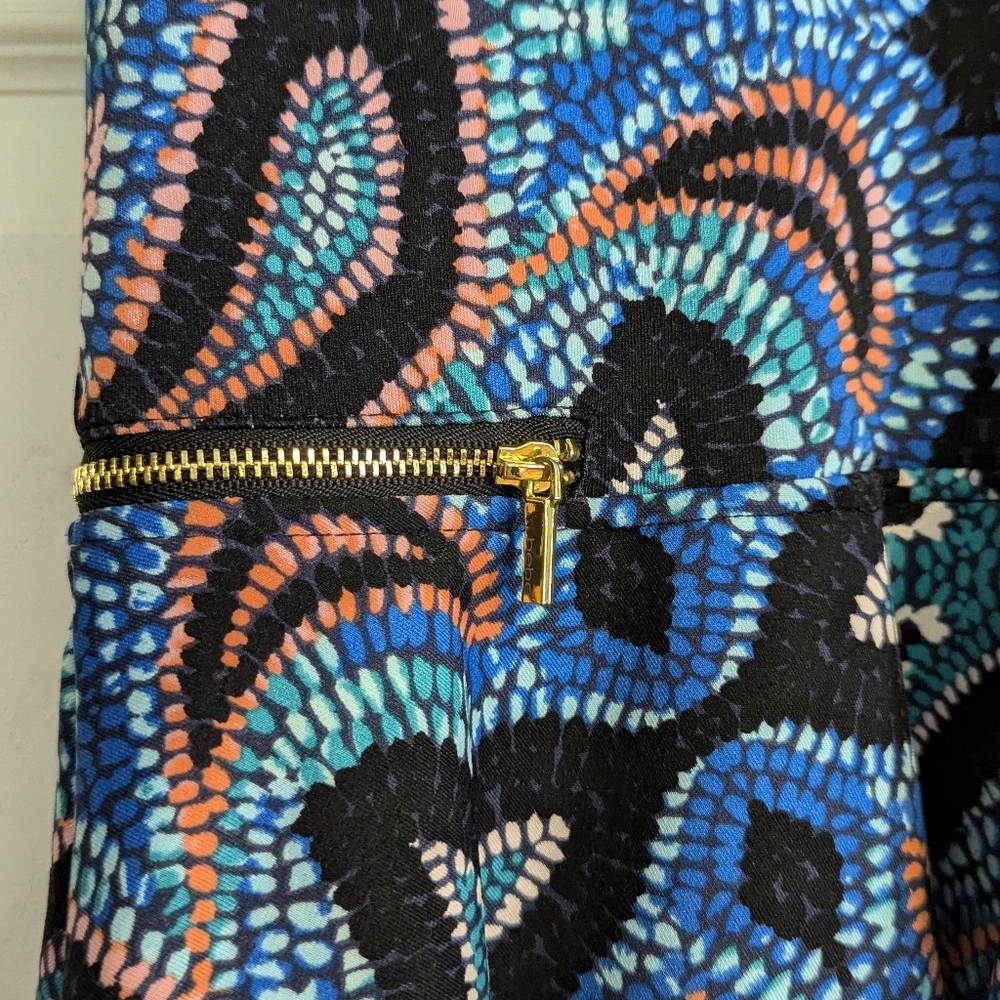 Bebe Multicolor Top - Picture 3 of 3